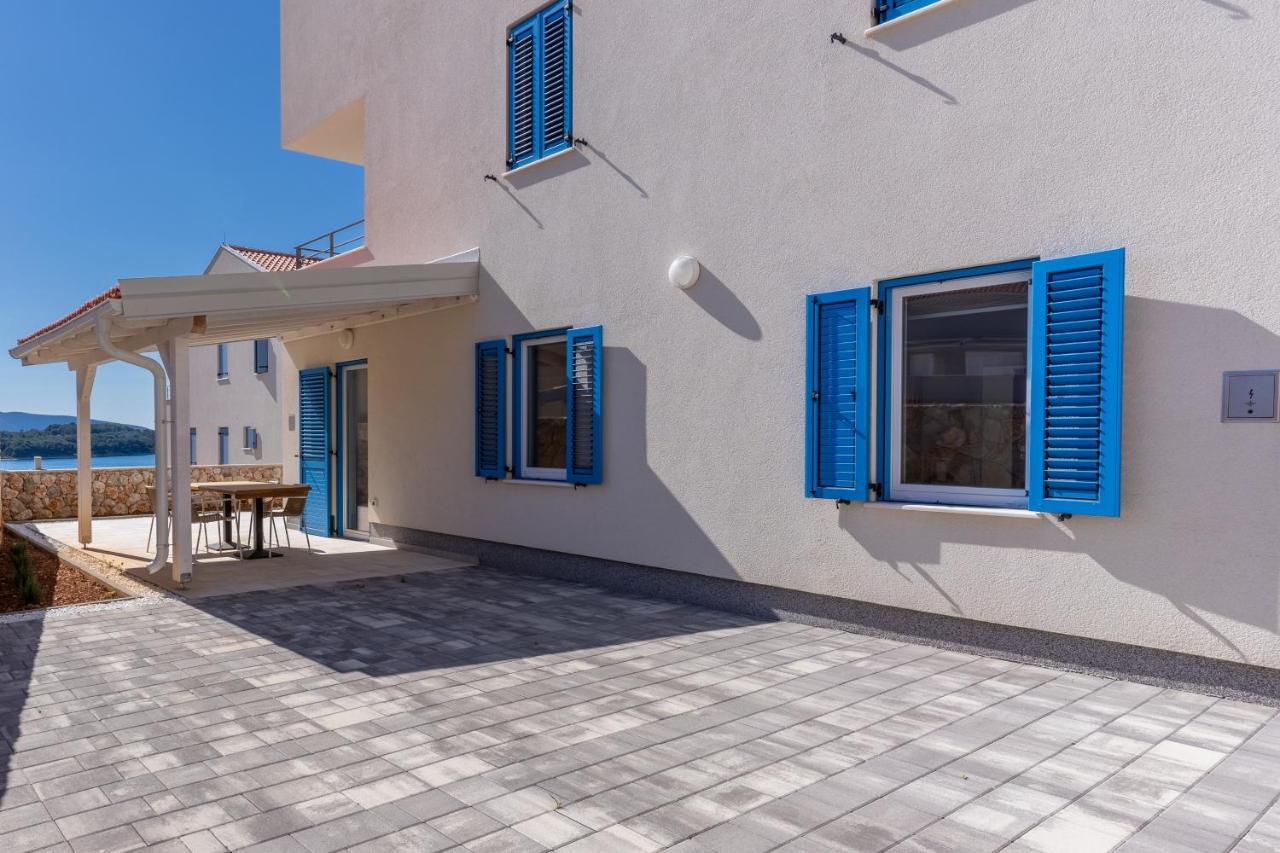 Sea Paradise Cres Exterior photo